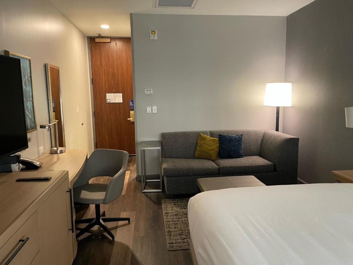 Hyatt Place Tulsa/Downtown Екстер'єр фото